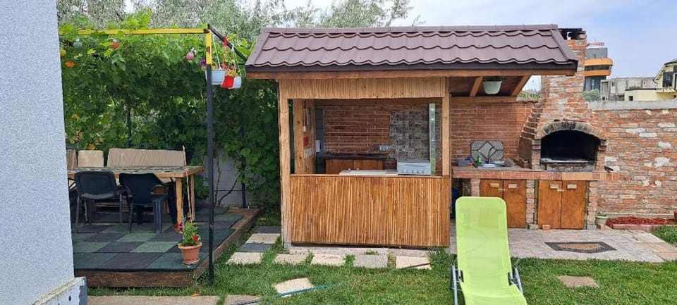 Casa Alba Bed and Breakfast in Constanța County
