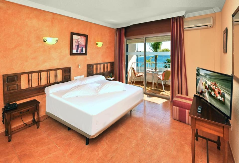 Arrayanes Playa Almuñecar Hotel in Costa Tropical