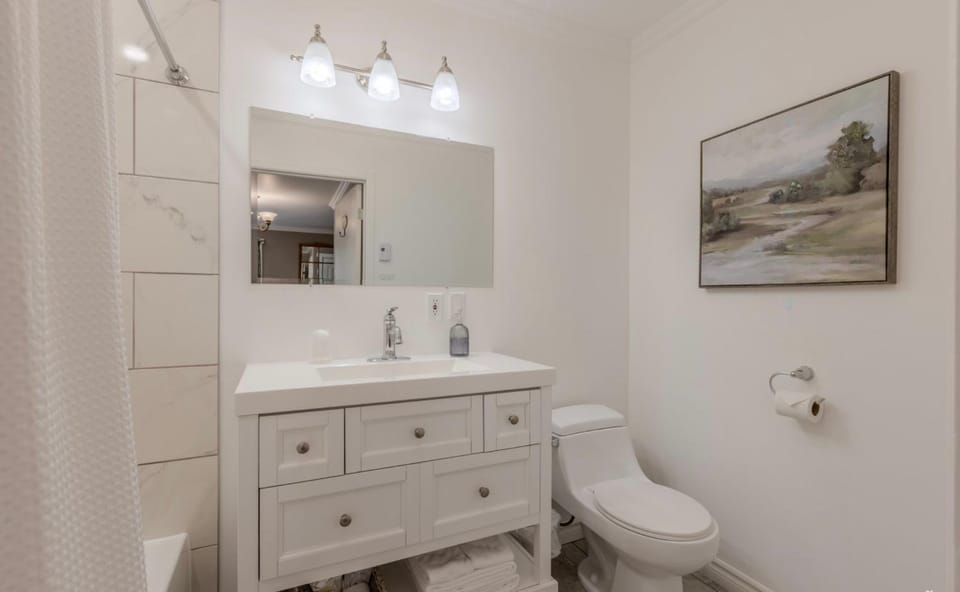 Toilet, Bathroom