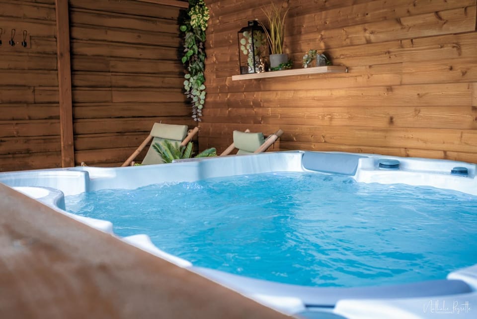 Hot Tub