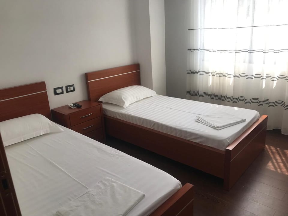 Glaunkel House in Ksamil