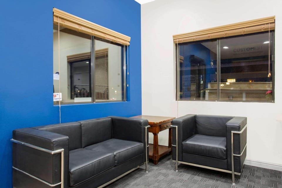 Lobby or reception, On site