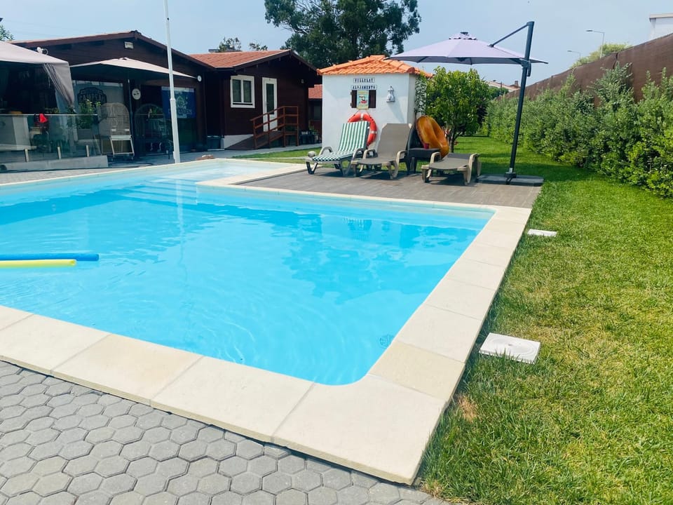 Garden, Swimming pool