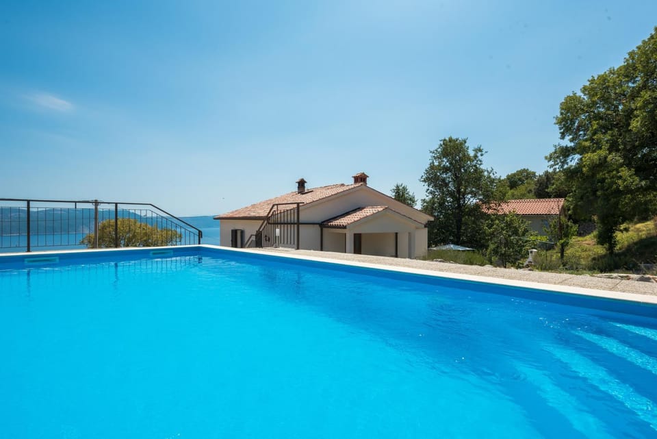 Sea view, Swimming pool, Swimming pool