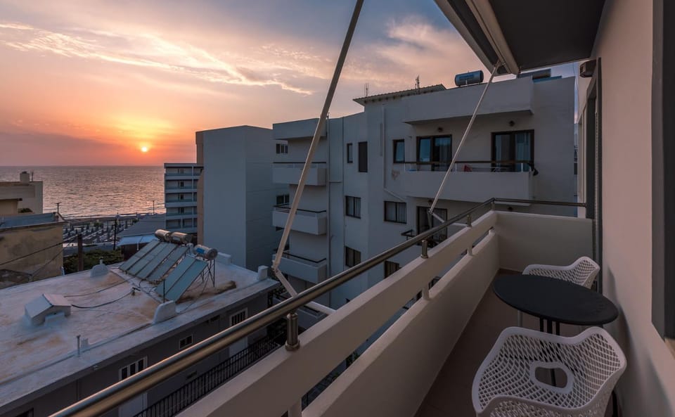 Natural landscape, Balcony/Terrace, Sea view, Sunset