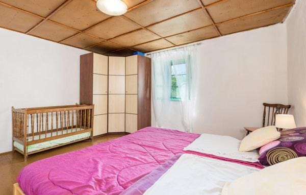 Apartment Sveti Jakov 37 Apartment in Primorje-Gorski Kotar County