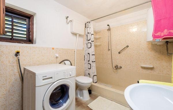 Apartment Sveti Jakov 37 Apartment in Primorje-Gorski Kotar County