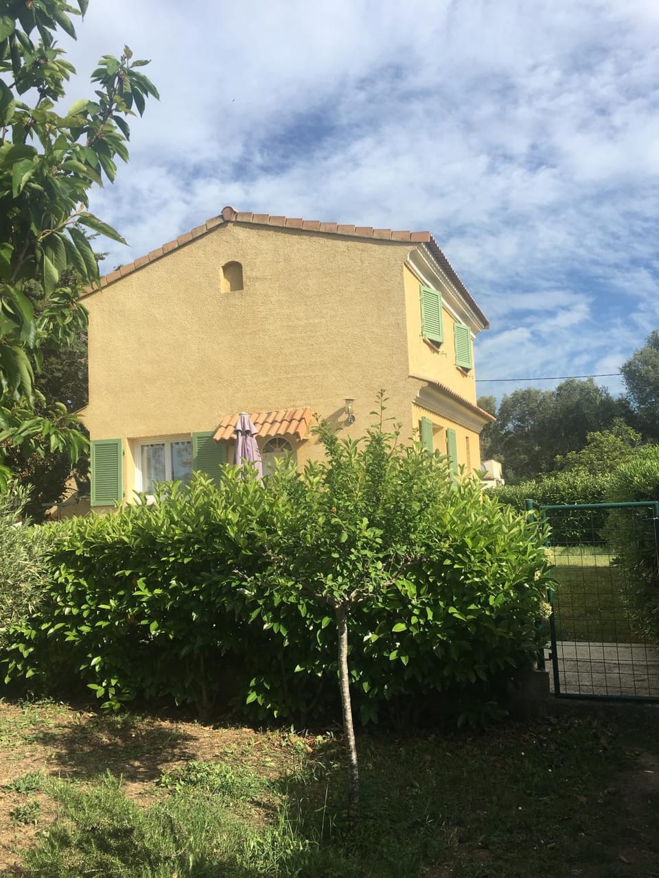 Facade/entrance, Garden view