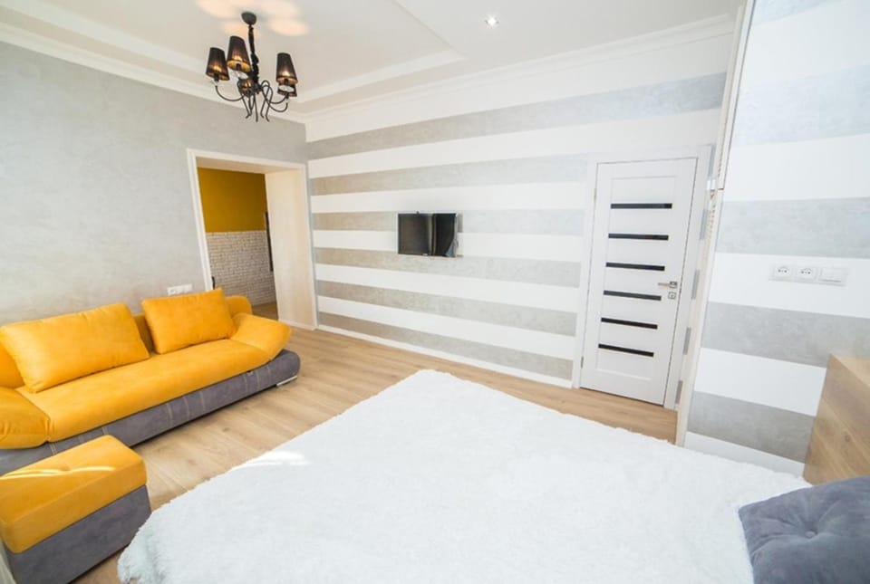 Miskevycha Square Apartment- 2 minutes to the Opera House and Market Square Apartment in Lviv