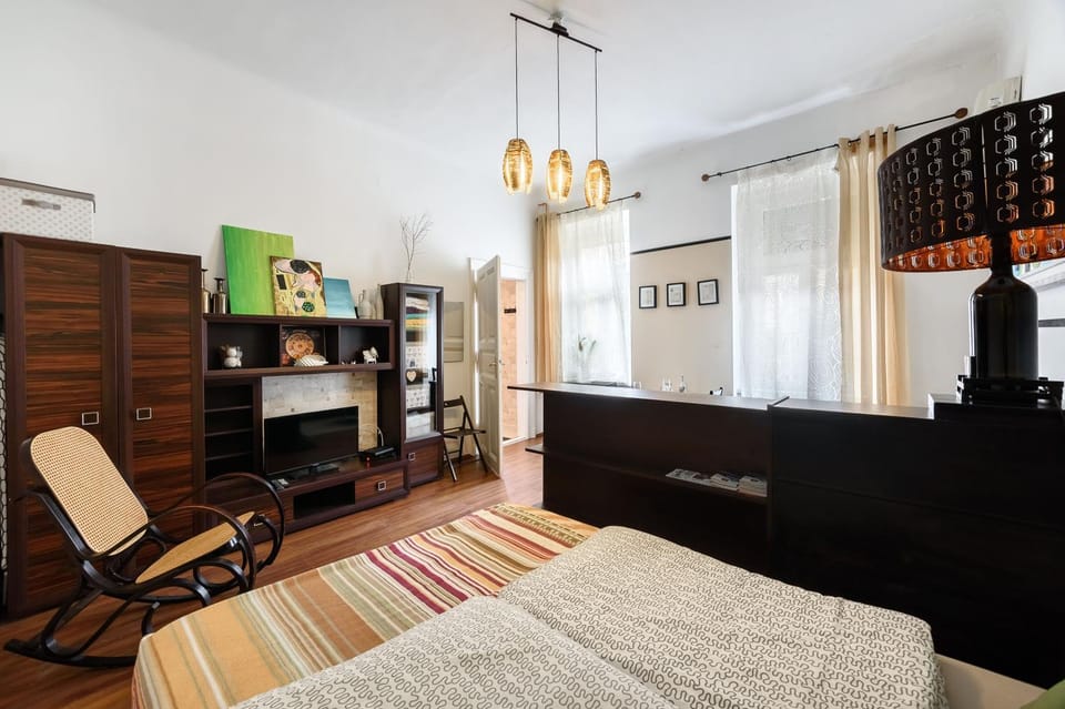 Dining area, Bedroom