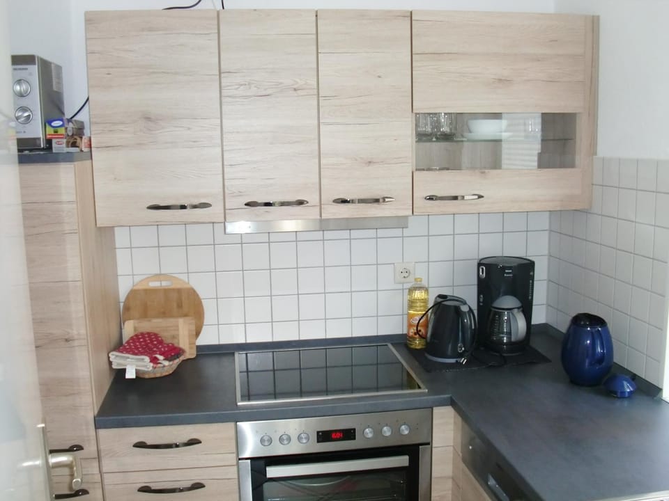 Coffee/tea facilities, Kitchen or kitchenette