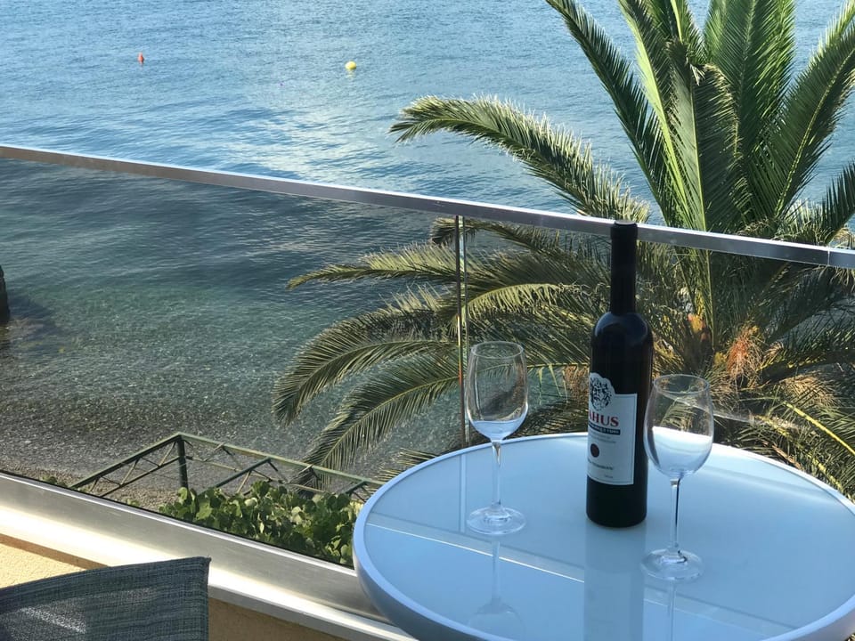 Balcony/Terrace, Decorative detail, Sea view, Sea view