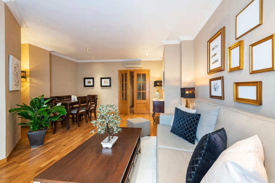 Living room, Lounge or bar, Decorative detail