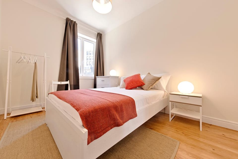 Bed, Decorative detail, Bedroom
