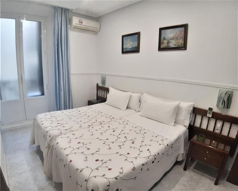 Hostal Dulcinea Bed and Breakfast in Centro