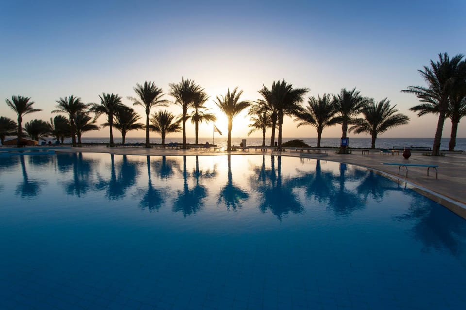 Beach, Swimming pool