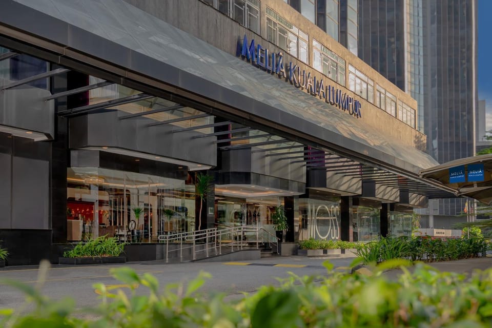 Facade/entrance, Parking