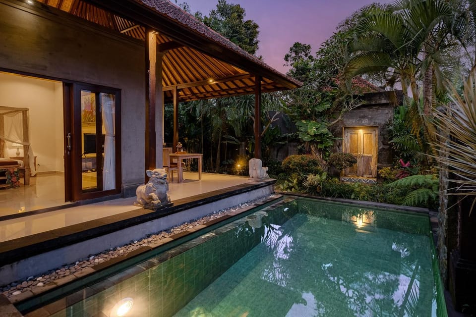 Property building, Swimming pool