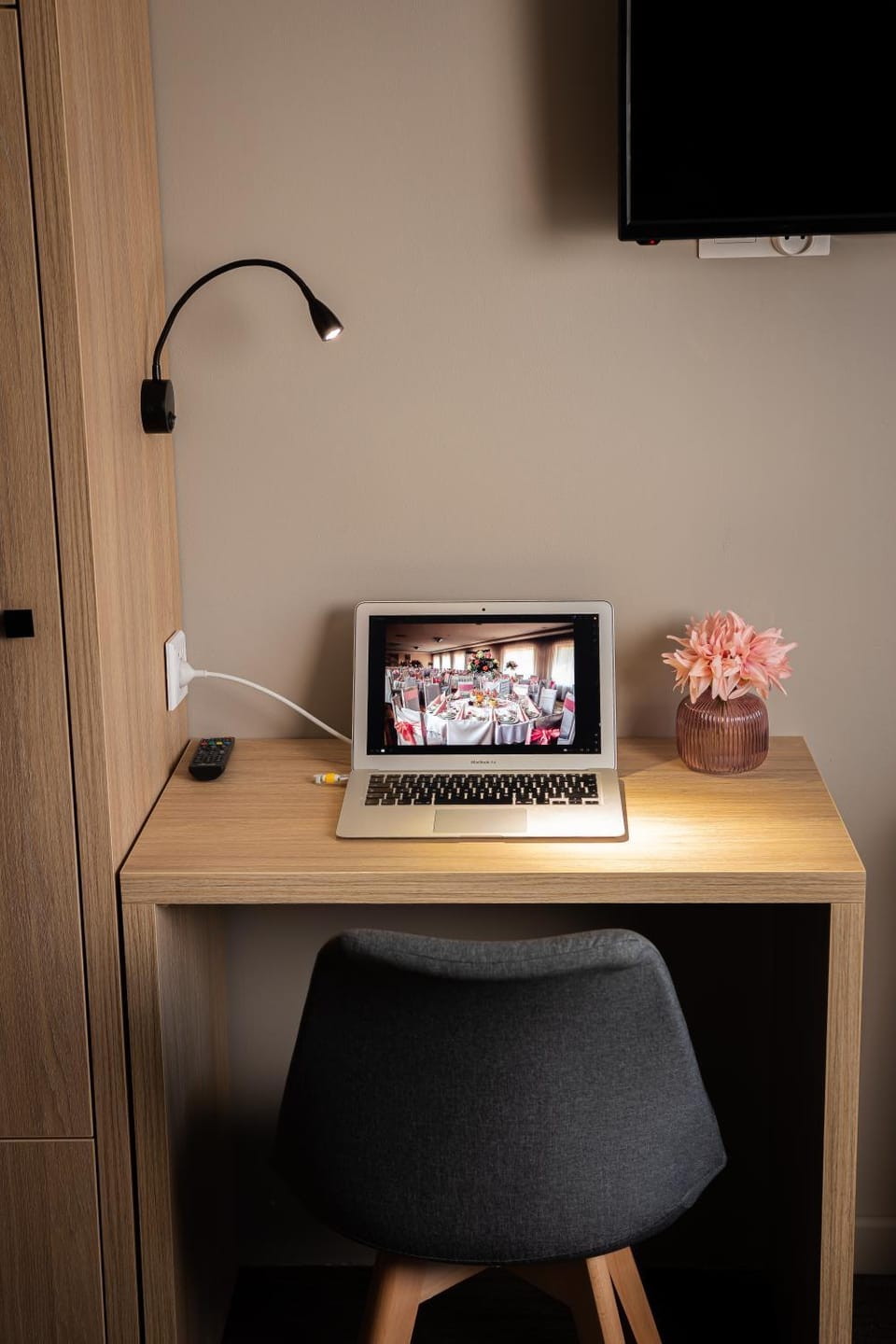 Communal lounge/ TV room, TV and multimedia, Evening entertainment