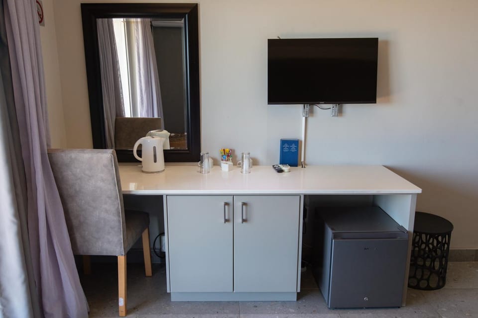 TV and multimedia, minibar