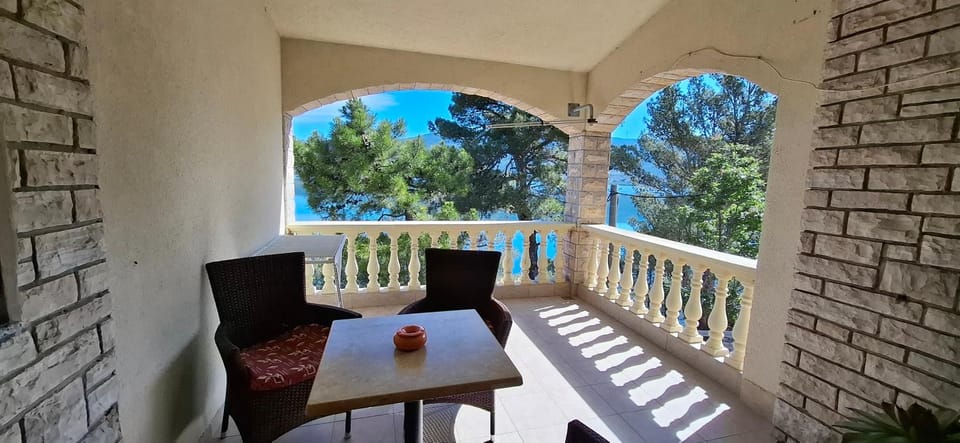 View (from property/room), Balcony/Terrace, Seating area