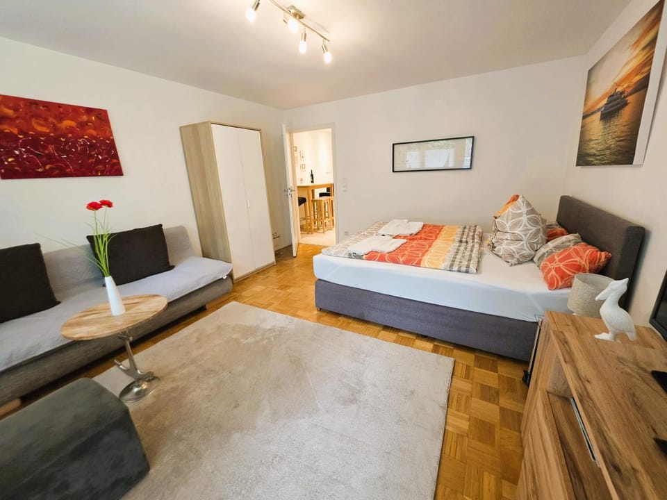 Living room, Bedroom
