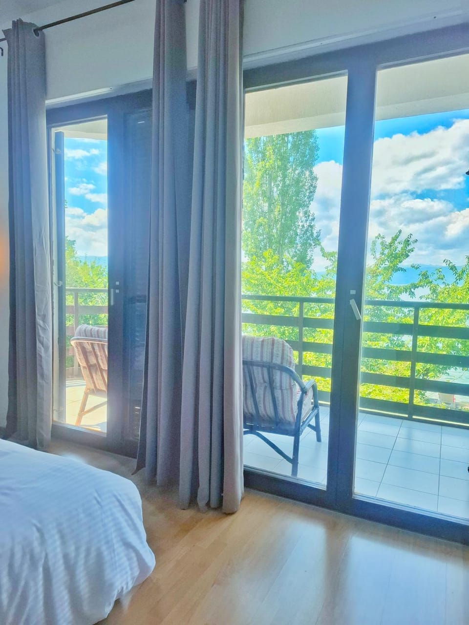 Bed, Natural landscape, View (from property/room), Balcony/Terrace, Bedroom