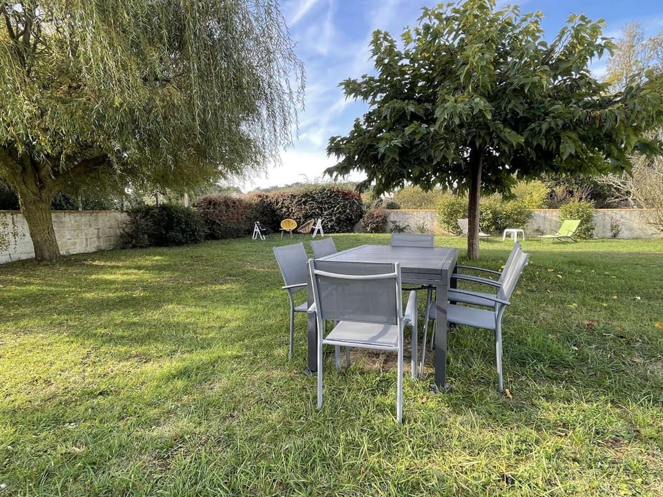 Maison avec Jardin Clos près de la Plage - 5 Couchages, 3 Étoiles, Ménage Inclus - FR-1-224B-474 House in Pays de la Loire