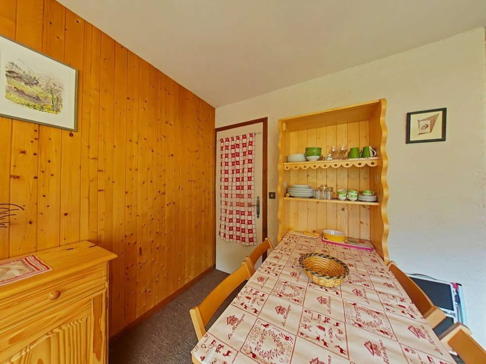 Studio cosy 4 pers avec navette et casier à skis - Grand-Bornand - FR-1-241-112 Apartment in Le Grand-Bornand