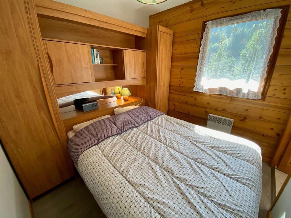 Appartement chaleureux au Grand Bornand - 6 personnes, balcon, parking, proche centre - FR-1-241-131 Apartment in Le Grand-Bornand