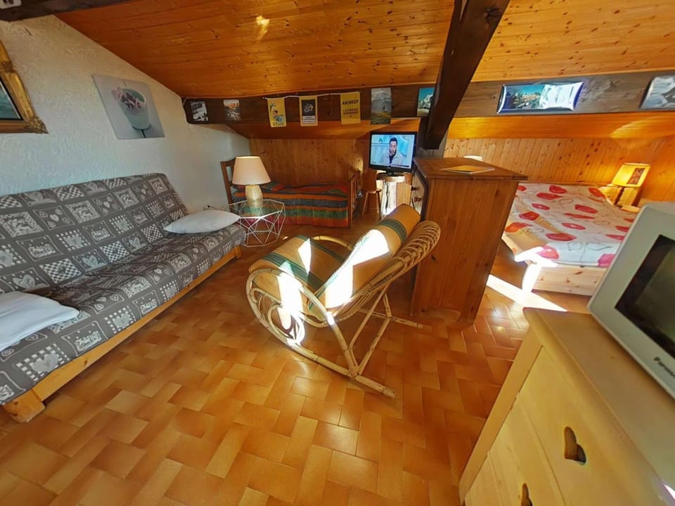 Appartement 2 pièces 6 couchages proche pistes - FR-1-241-18 Apartment in Le Grand-Bornand
