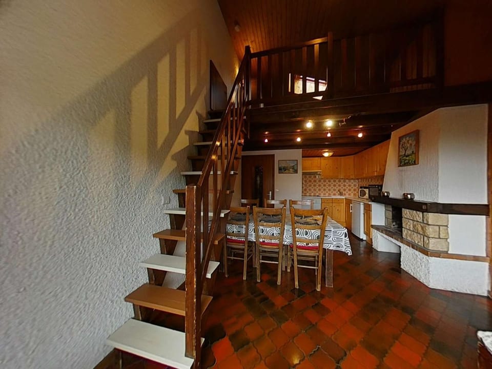 Appartement cosy 7 couchages, au pied des pistes, cheminée, parking - FR-1-241-23 Apartment in Le Grand-Bornand