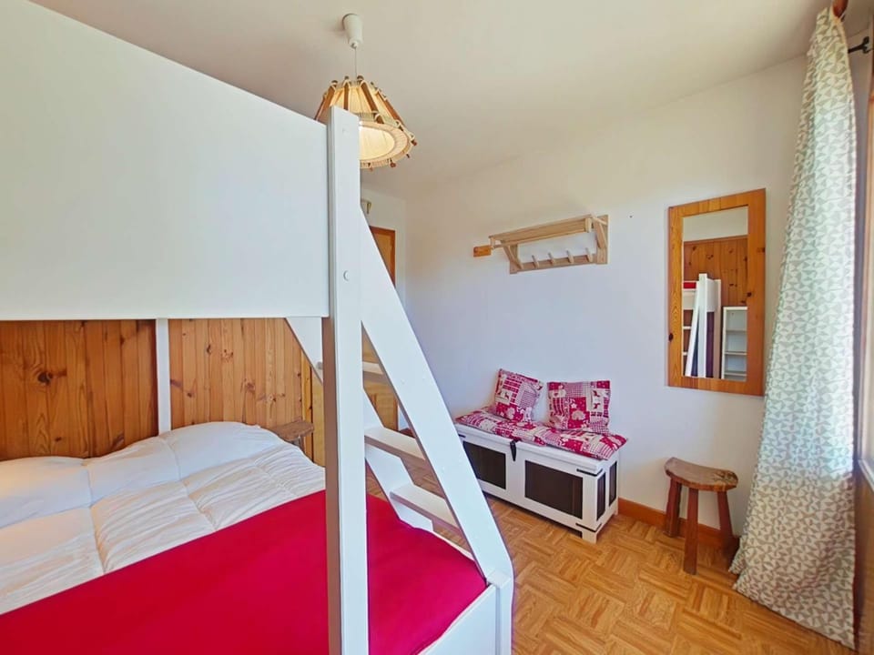 Appt 2P avec balcon au centre du Chinaillon, proche pistes, parking et casier à ski - FR-1-241-147 Apartment in Le Grand-Bornand