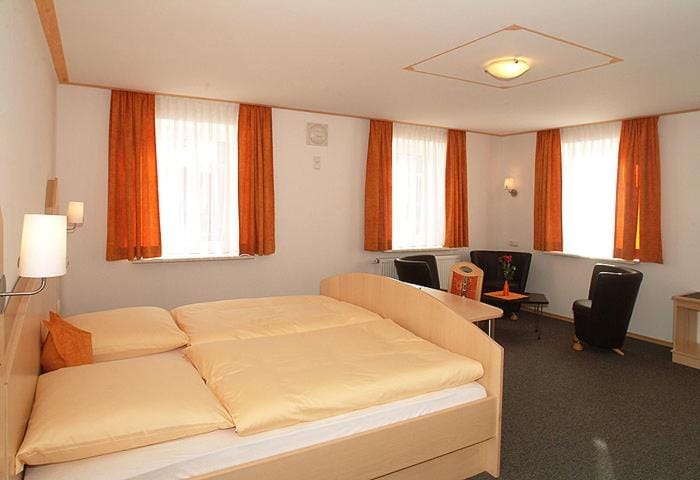 Photo of the whole room, Seating area, Bedroom