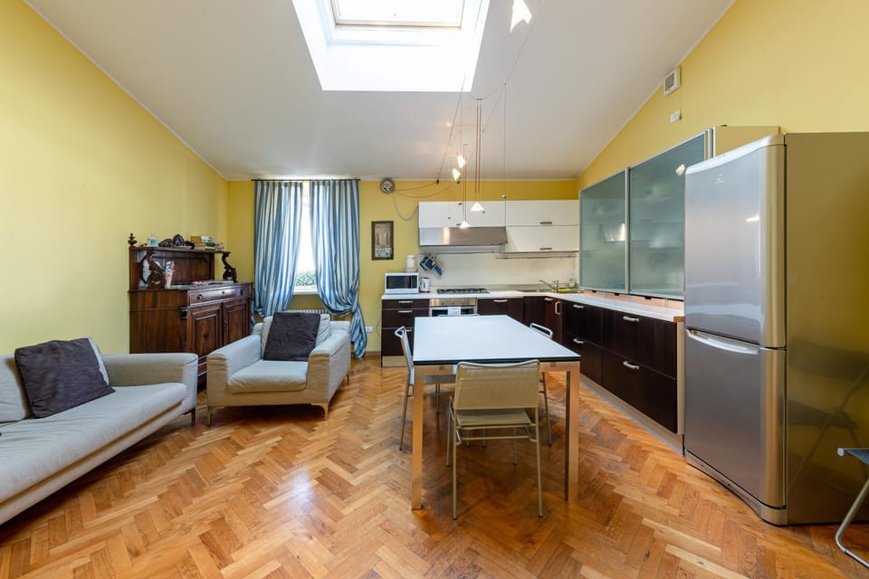 Kitchen or kitchenette, Living room, kitchen