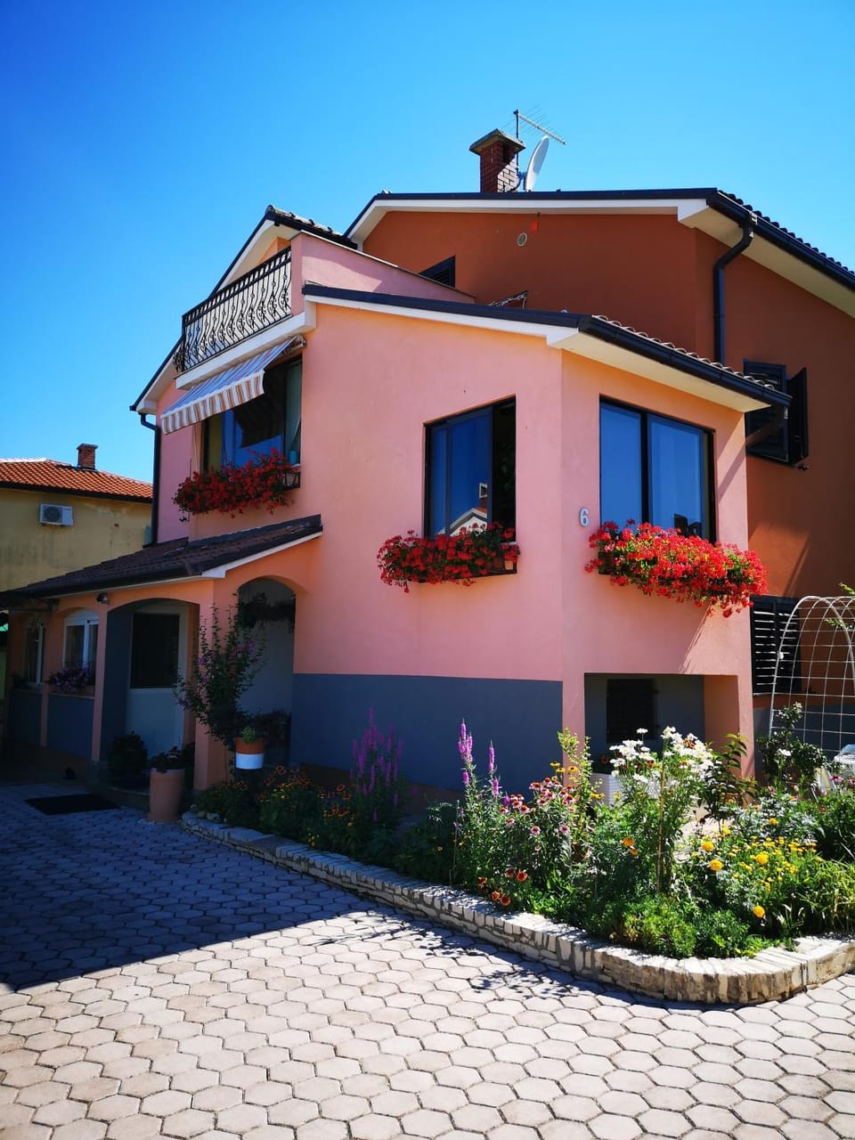Property building, Day, Garden view