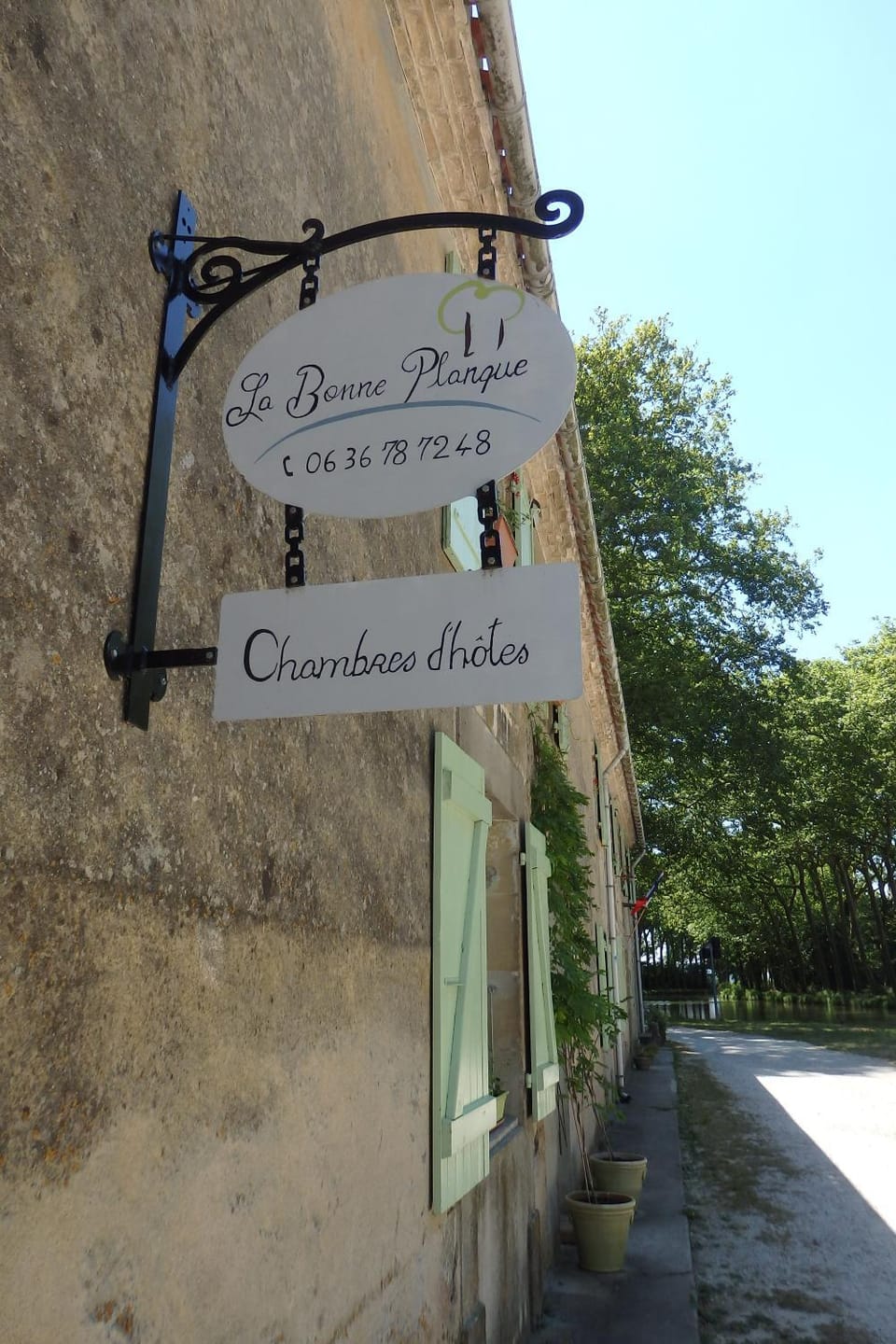 Facade/entrance, Property logo or sign