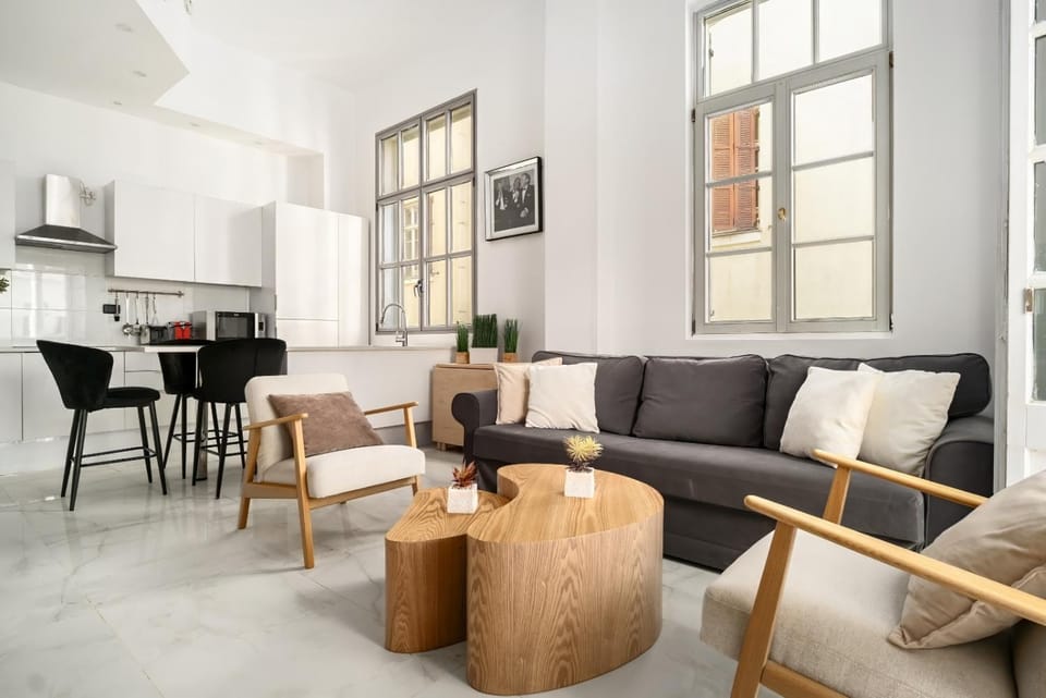 SweetHome26 Luxury Apt Sea View 50 meters from the beach Apartment in Tel Aviv-Yafo