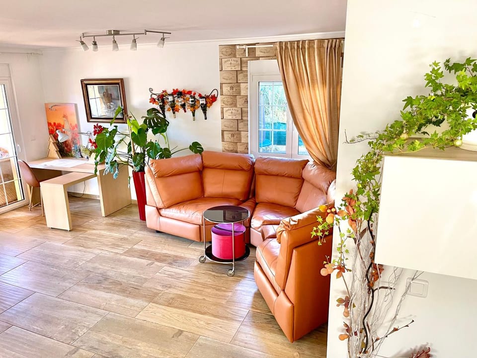 Living room, Lobby or reception, Seating area