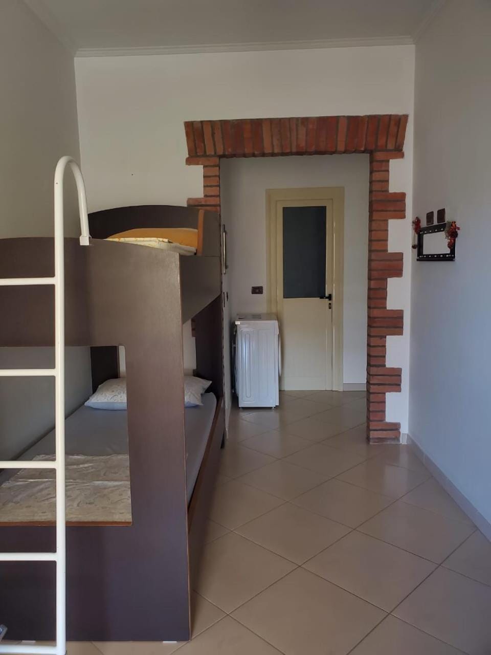 Villa Elvis Bed and Breakfast in Vlorë County, Albania