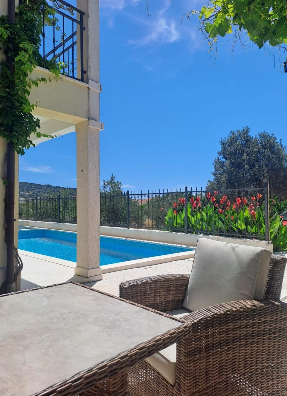 Patio, Seating area, Swimming pool, sunbed