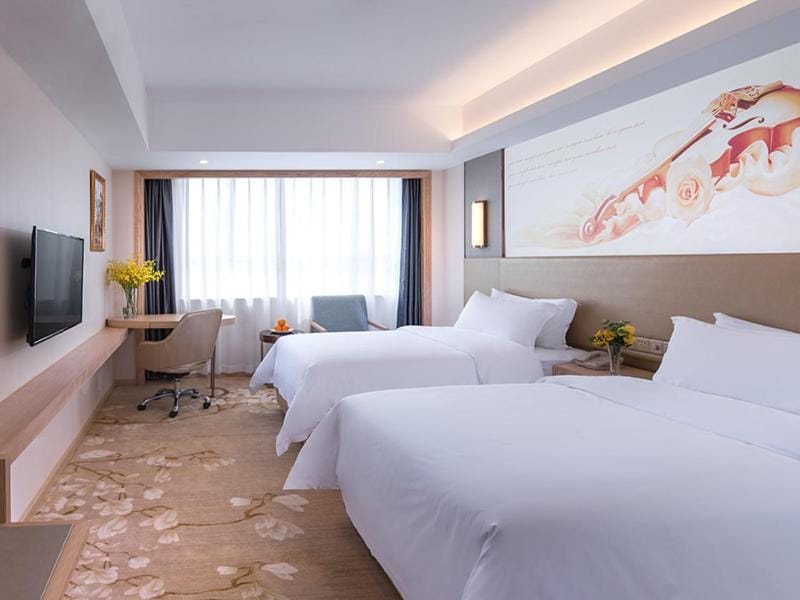 Vienna Hotel Shenzhen Pingji Ave Hotel in Shenzhen