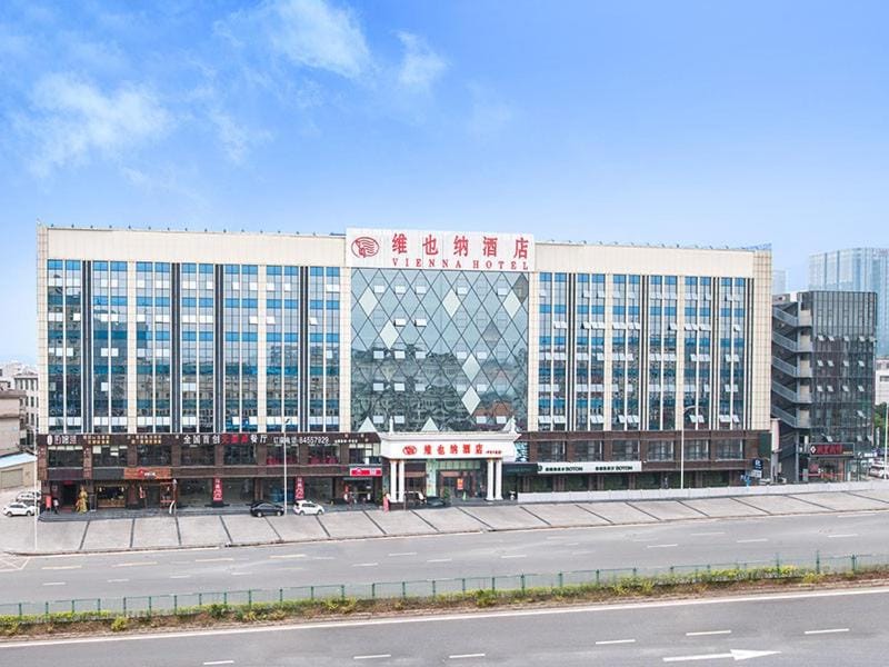 Vienna Hotel Shenzhen Pingji Ave Hotel in Shenzhen
