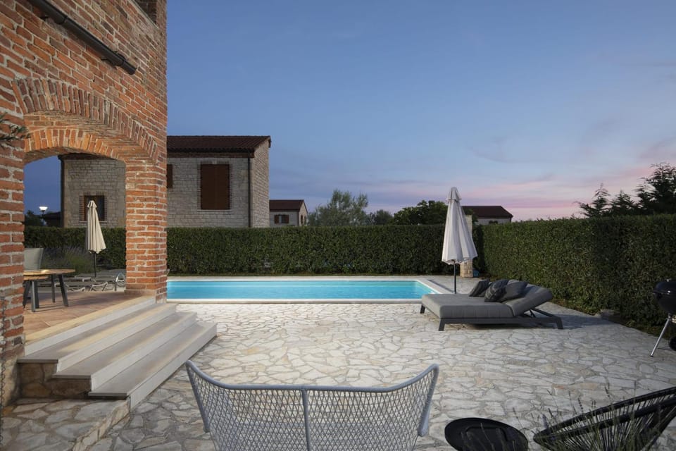 Patio, Day, Natural landscape, Pool view, Swimming pool, sunbed