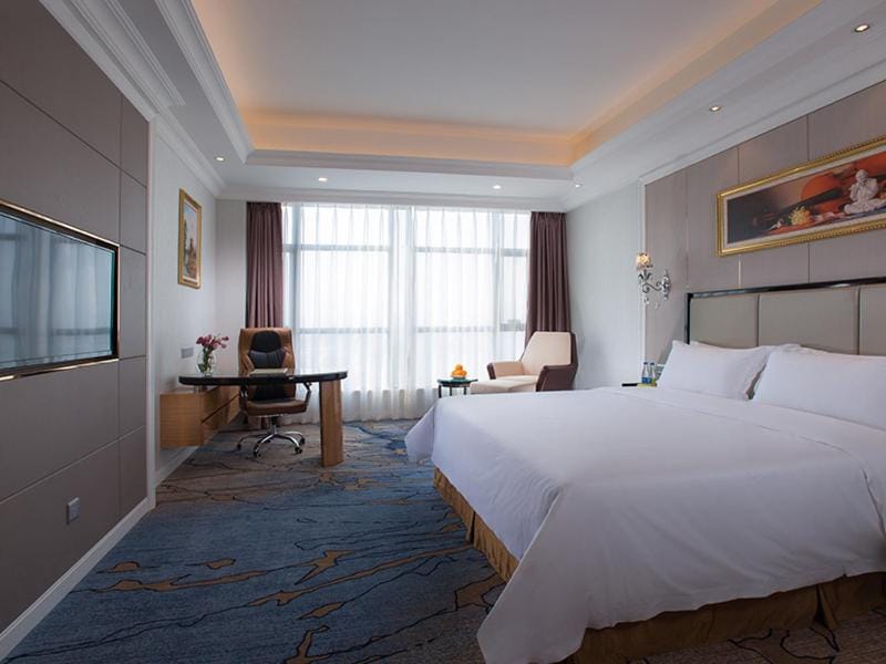 Vienna International Hotel Guangzhou Shijing International Hotel in Guangzhou