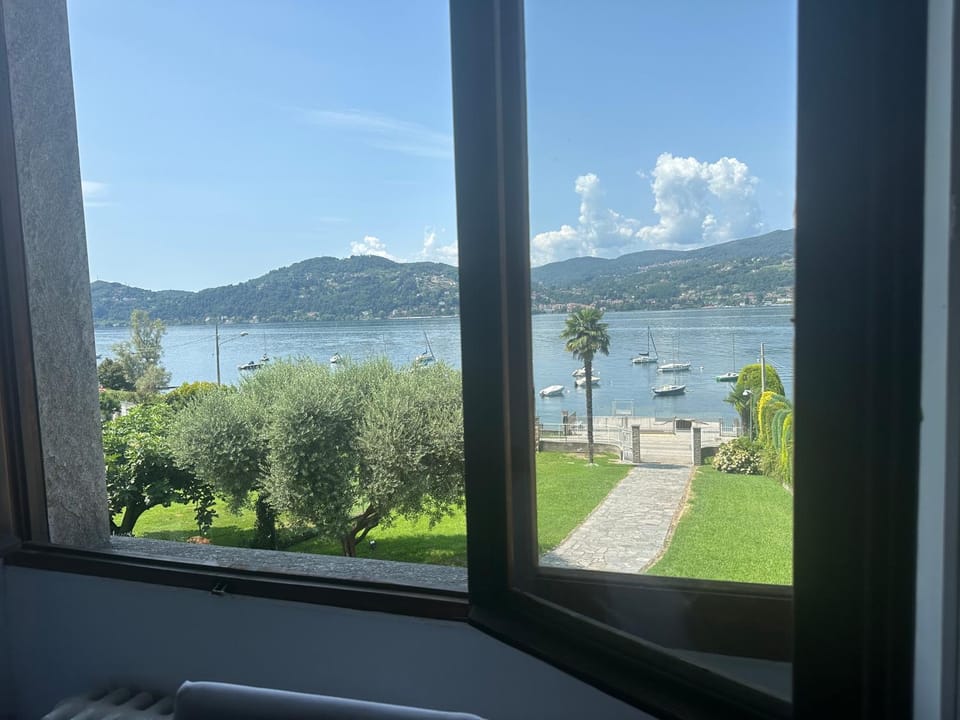 Villa Lina House in Lombardy