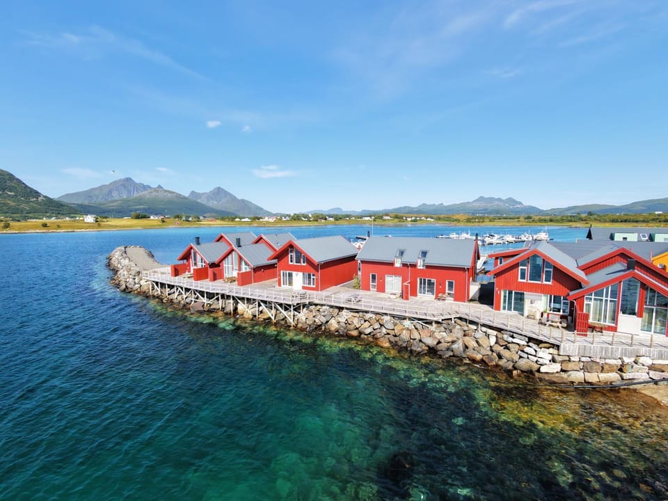 Property building, Day, Bird's eye view, Mountain view, Sea view