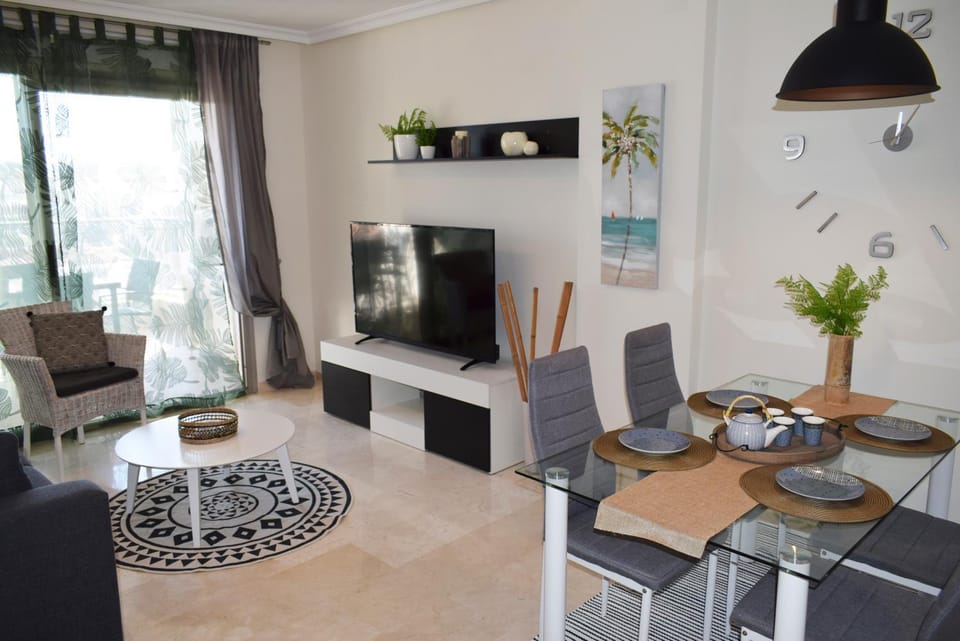 TV and multimedia, Balcony/Terrace, Living room, Dining area
