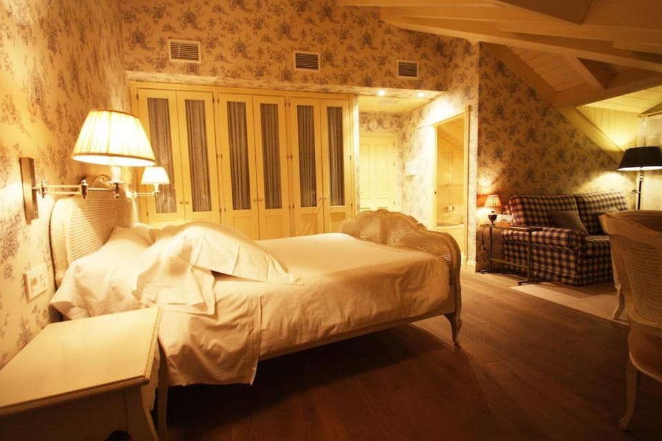 Las Doñas del Portazgo Hotel in Galicia