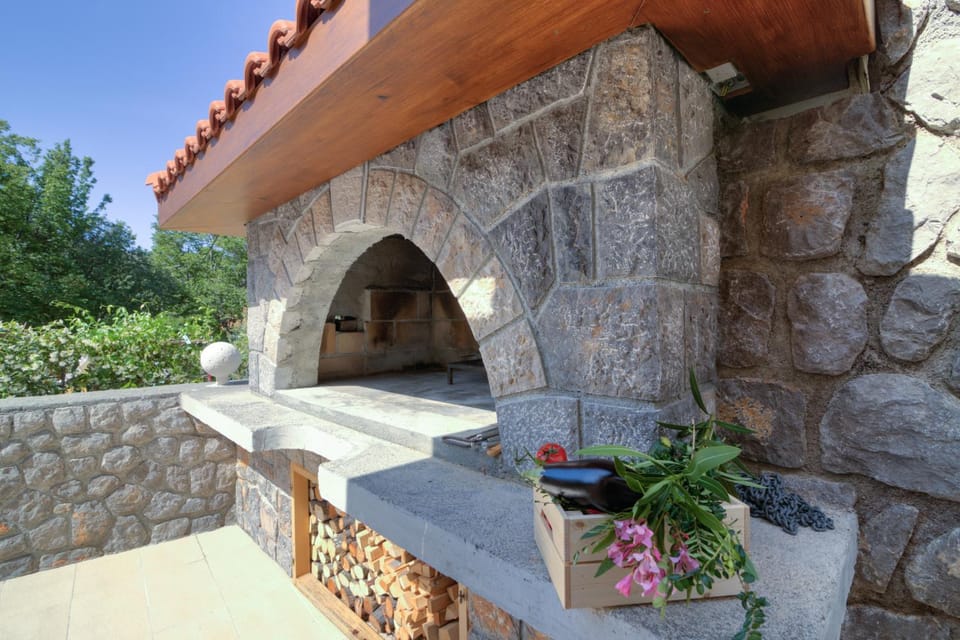BBQ facilities, BBQ facilities